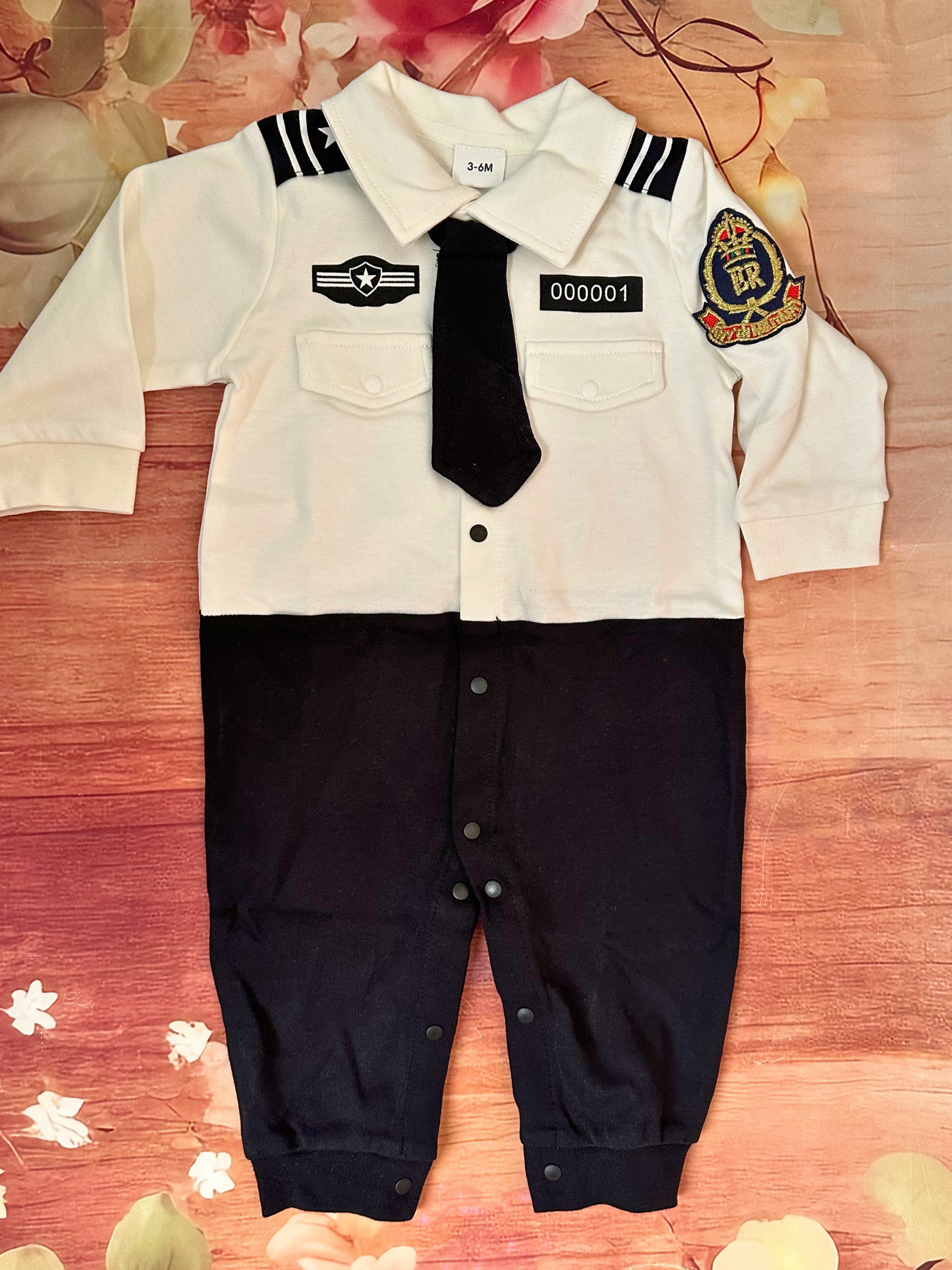 4-piece - Themed Baby Gift Set - Baby Police