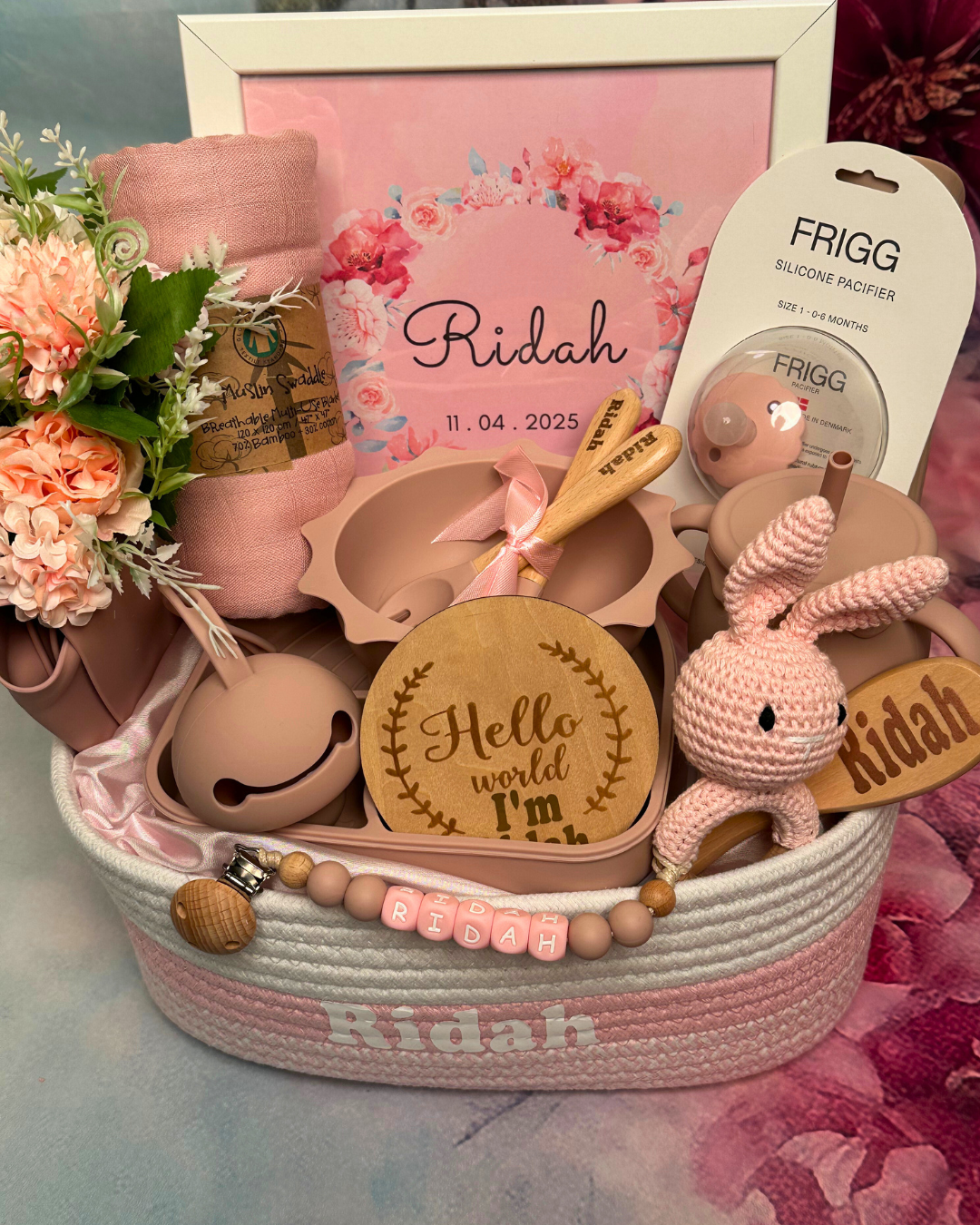 17-pieces-Baby Girls' First Hamper - Sunshine smiles