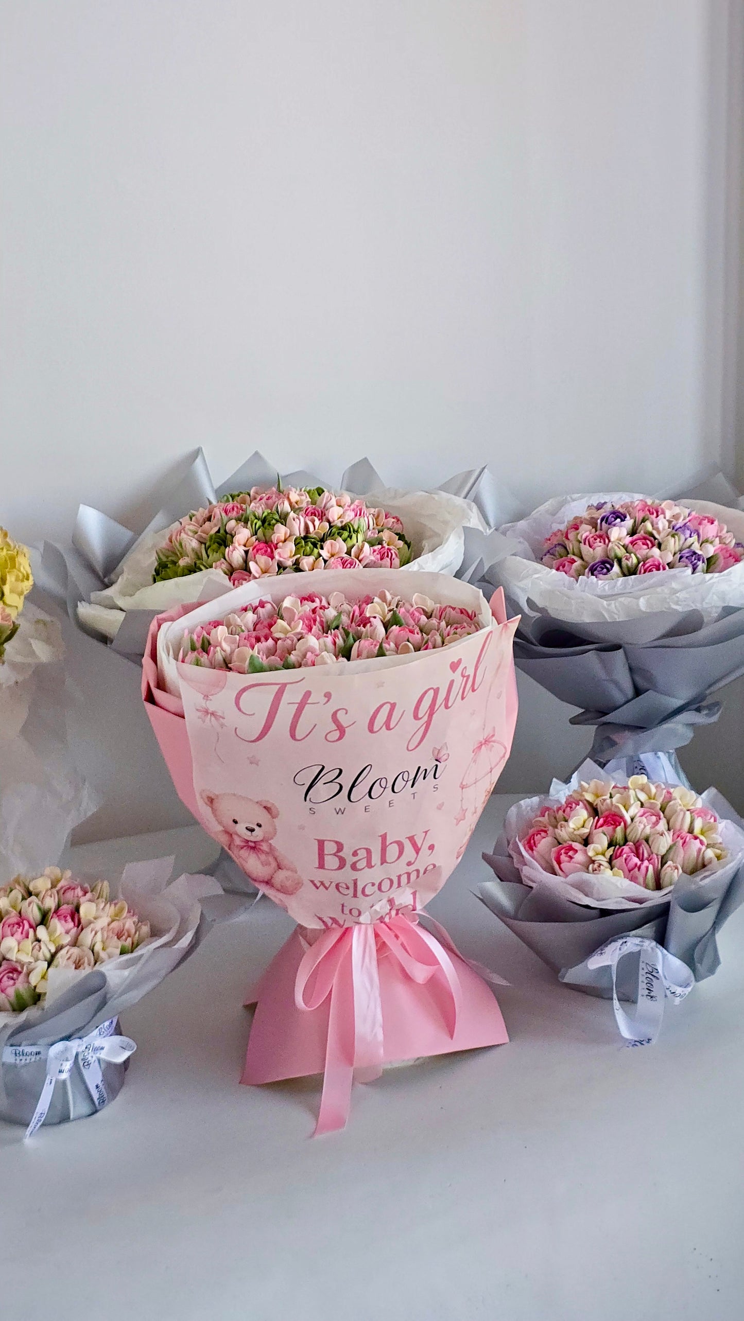 Bloom Sweets - It's a girl - Edible Marsh mellow arrangements