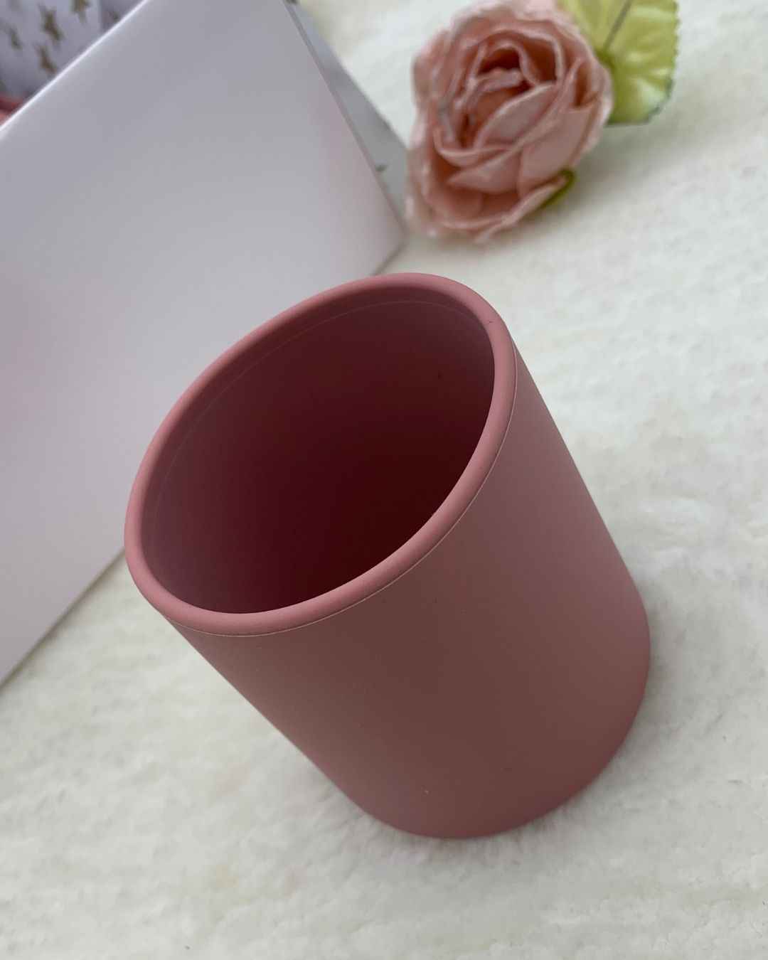 Mealtime Memories: Silicone Baby Feeding Set - Dark Pink for Fun and Easy Parenting