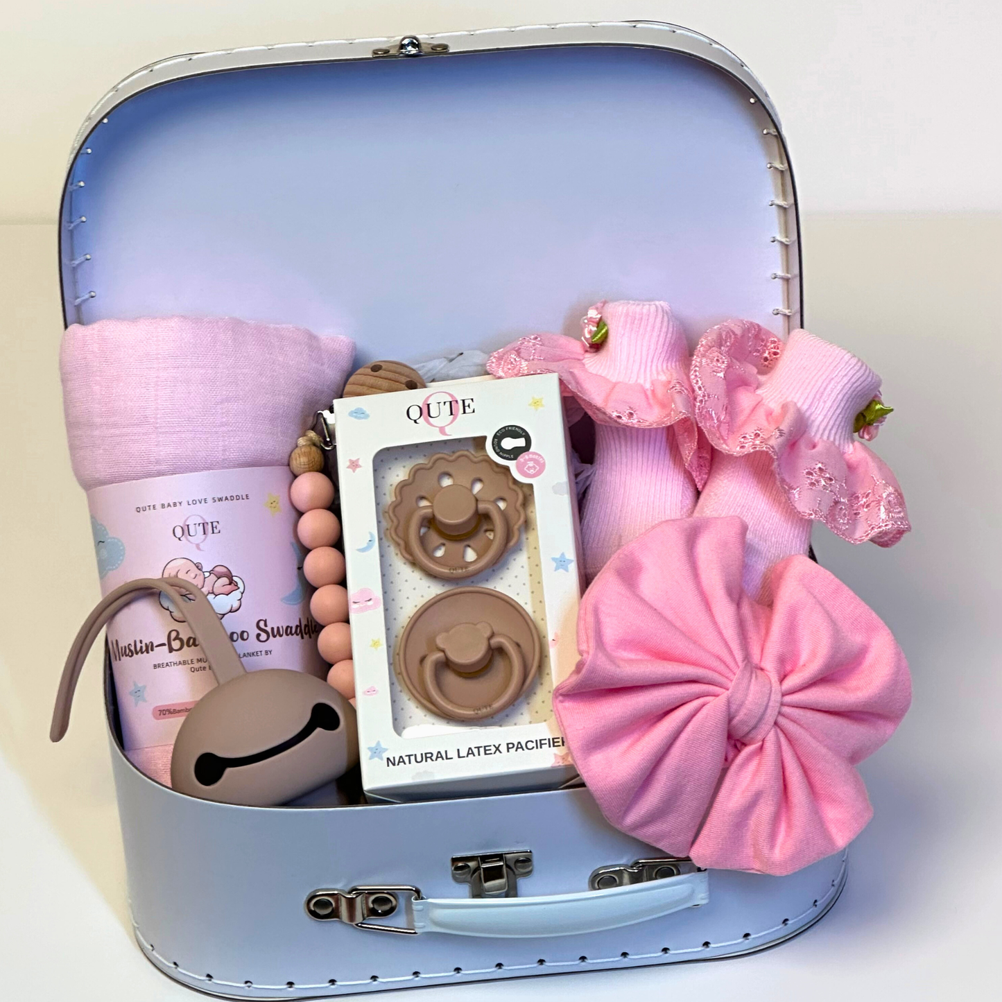 9-pieces - Wrapped in Love - Journey Case