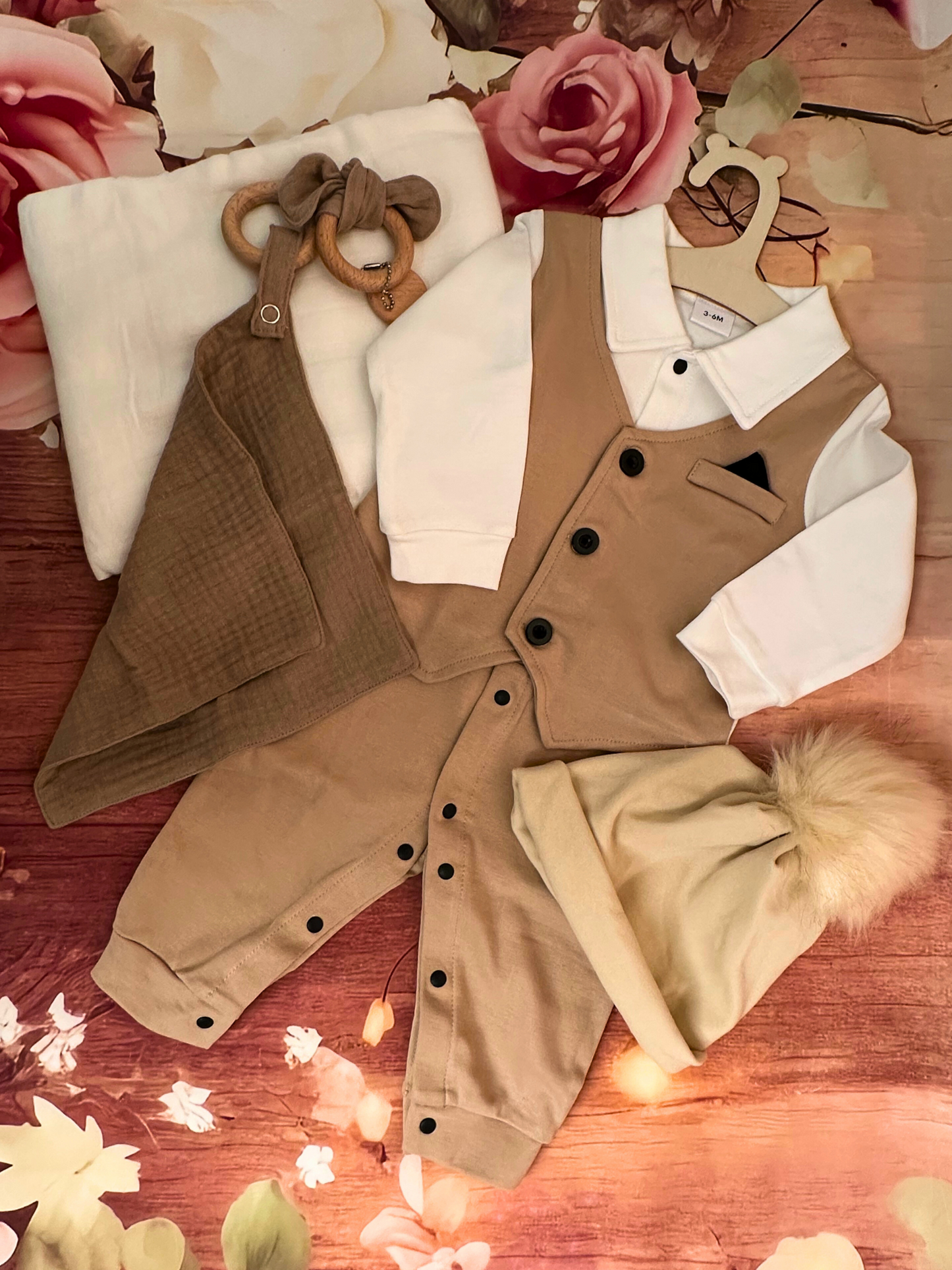 6-piece-Cozy Comfort Gift Set-Beige & White