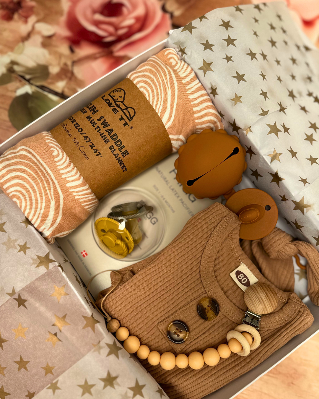 8 pieces - Snuggle & Soothe Baby Package - Camel