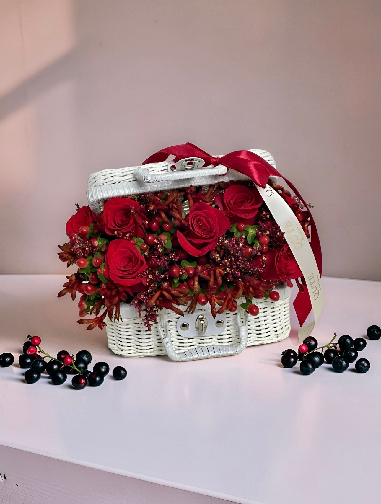 Qute - Basket of Blooms