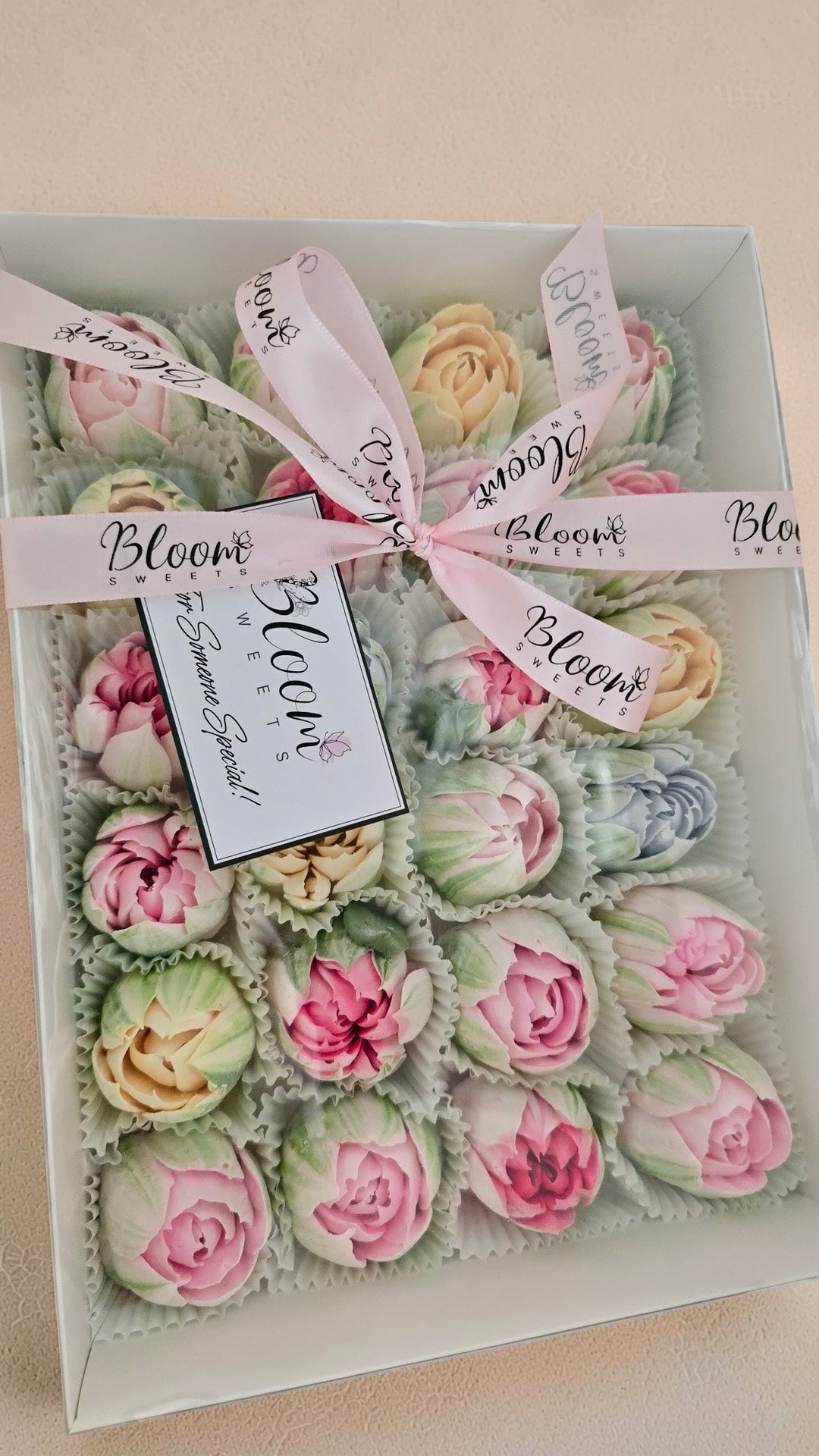 Bloom Sweets - Edible Marshmellow -24 Tulips