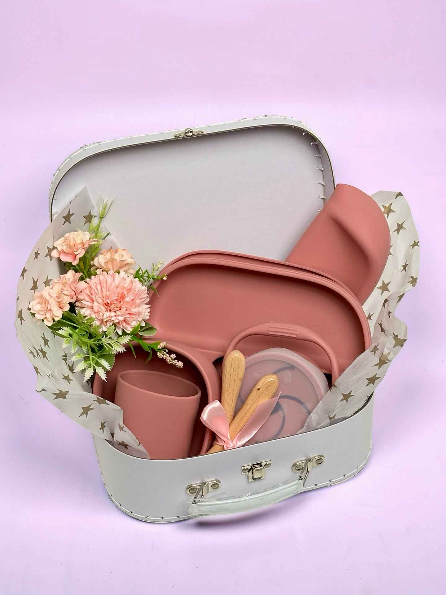Mealtime Memories: Silicone Baby Feeding Set - Dark Pink for Fun and Easy Parenting