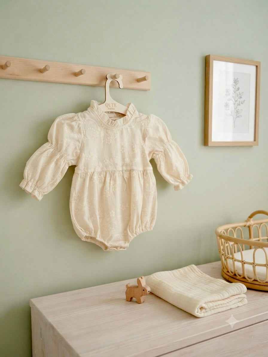 The Little Ivory Elegance - Luxury Baby Girl Gift Set with balloon
