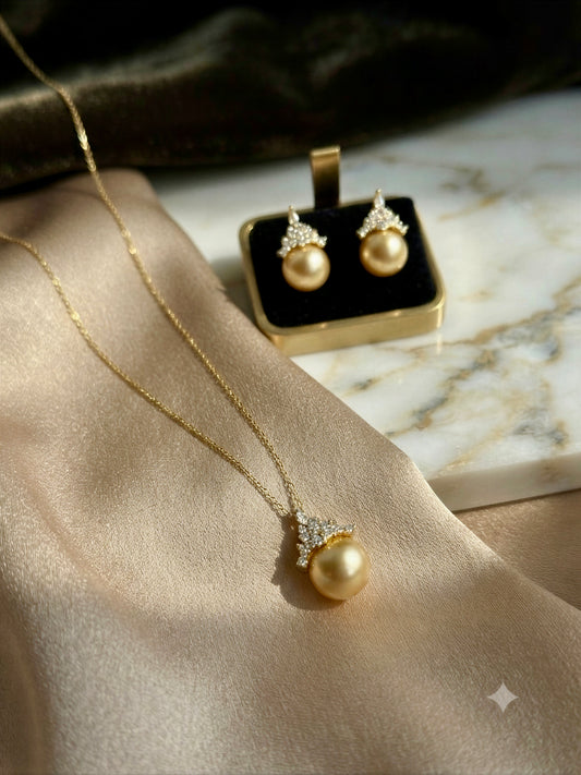 Aurora Gold & Pearl Jewellery Set