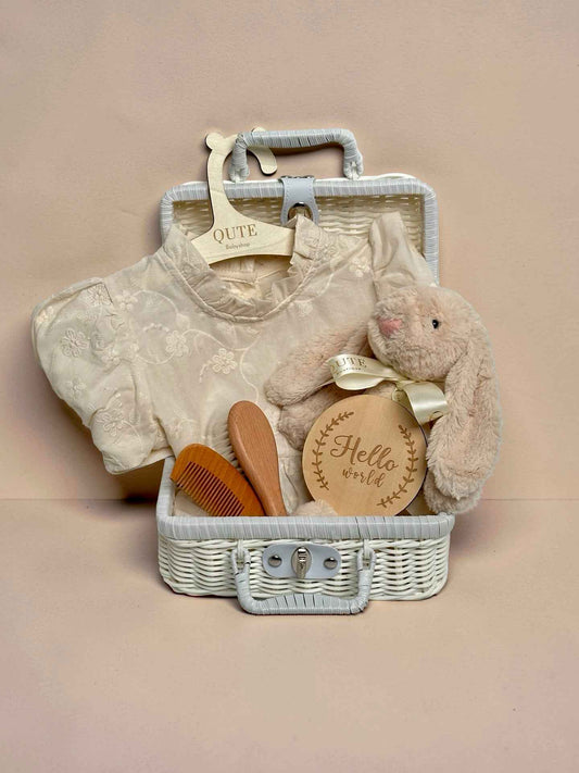 The Little Ivory Elegance - Luxury Baby Girl Gift Set