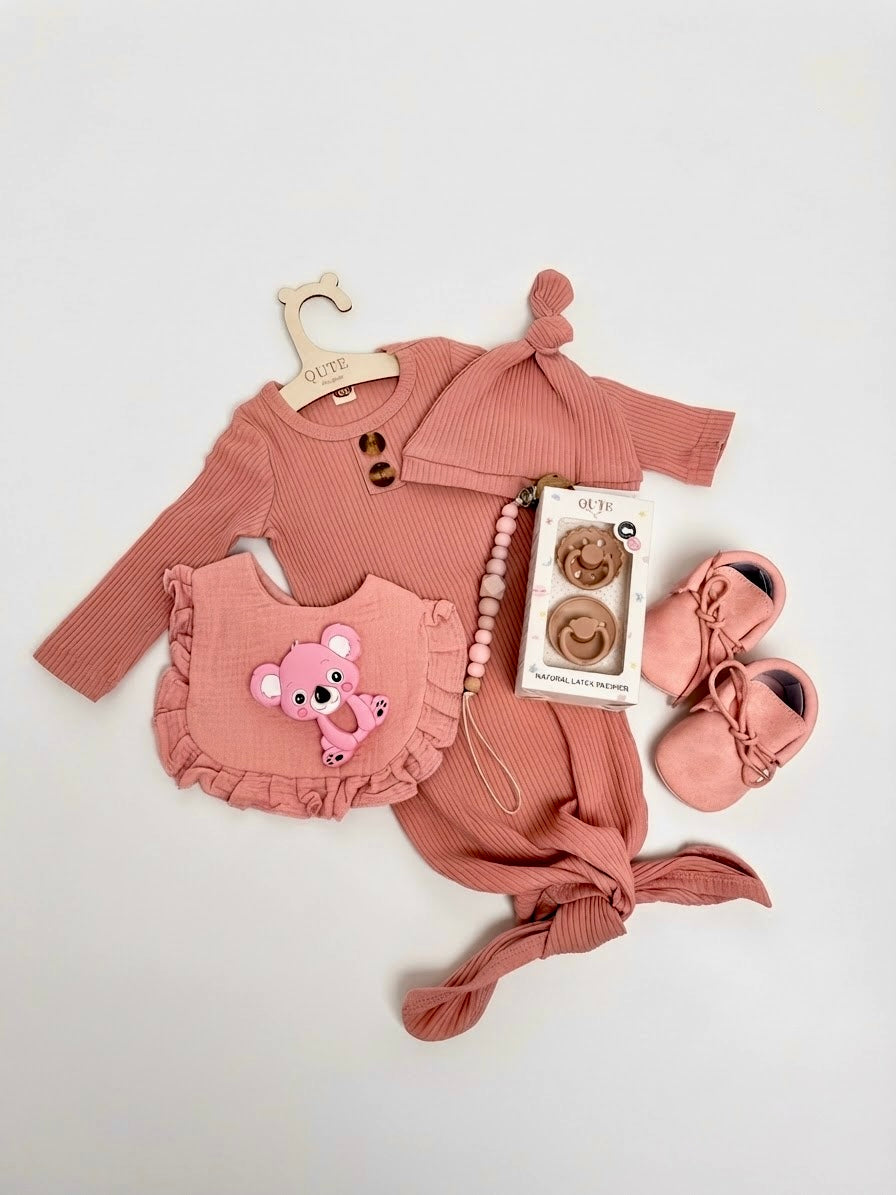 The Ribbed Knotted Gown Keepsake Suitcase Gift Set (0-6 Months) - Dusty Rose | Newborn Baby Girl Hamper